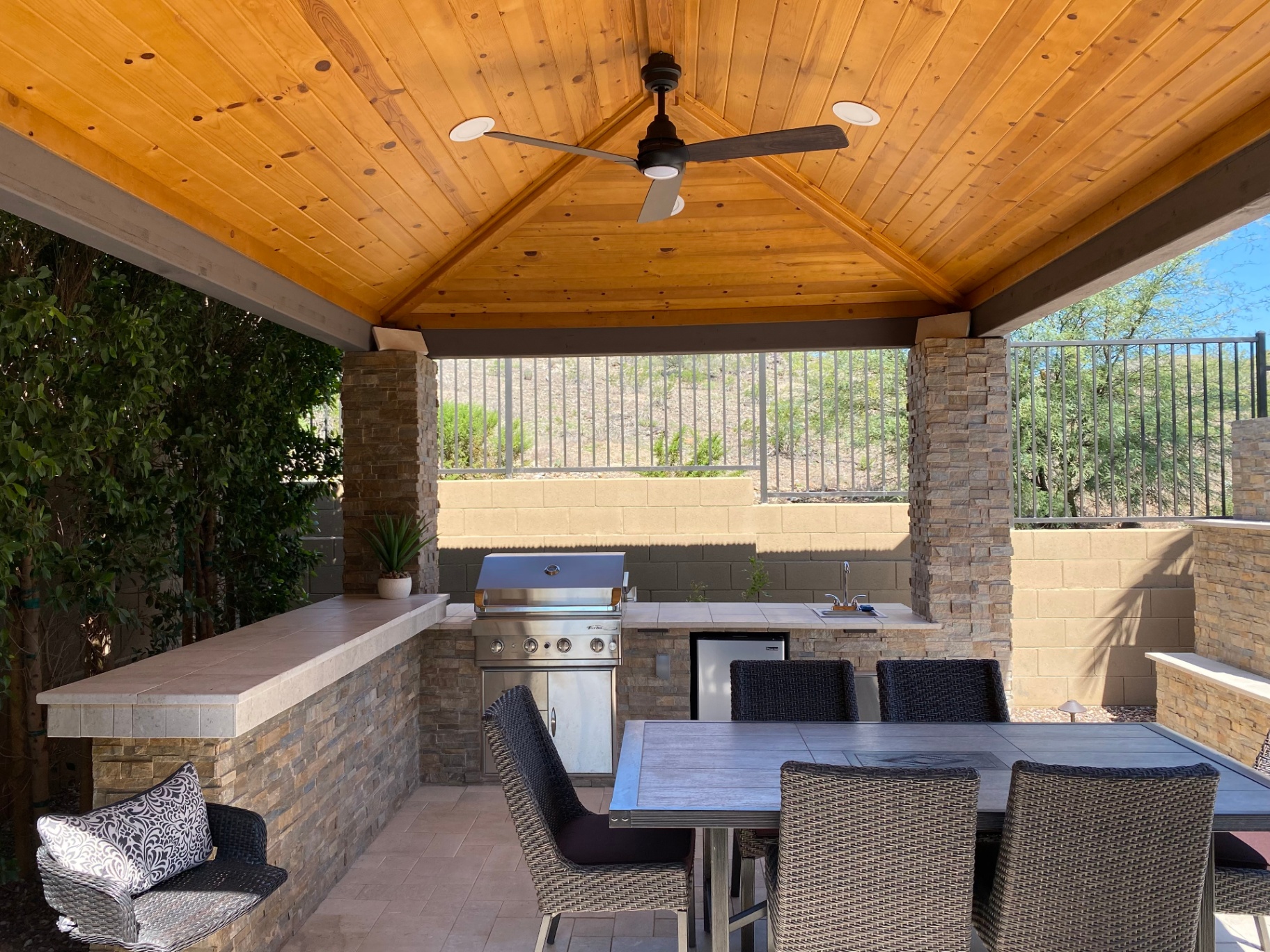 Cedar Ceiling Kitchen — Outdoor Kitchens by Custom Outlooks